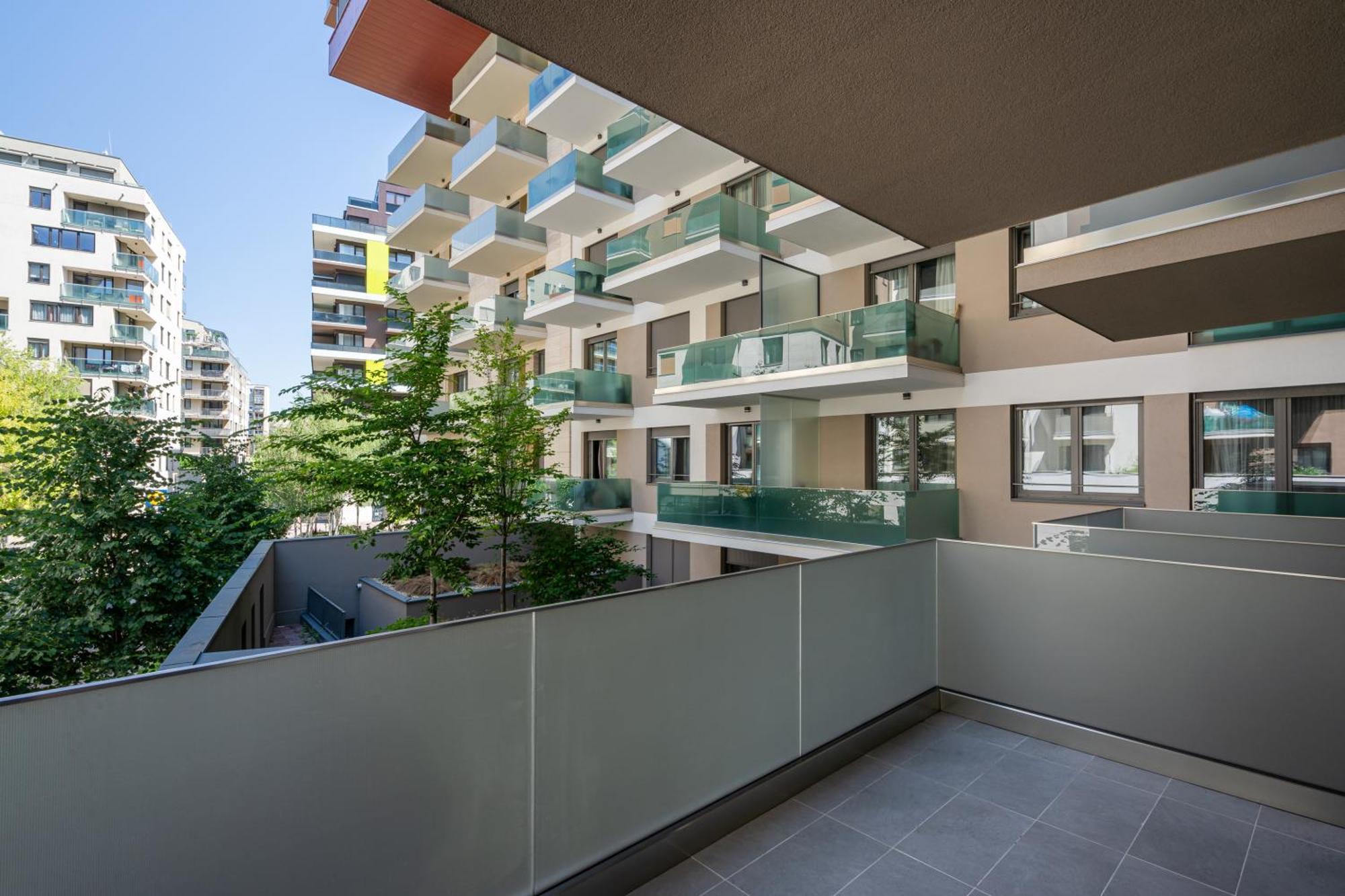 Апартаменти Corviana With Balcony Будапешт